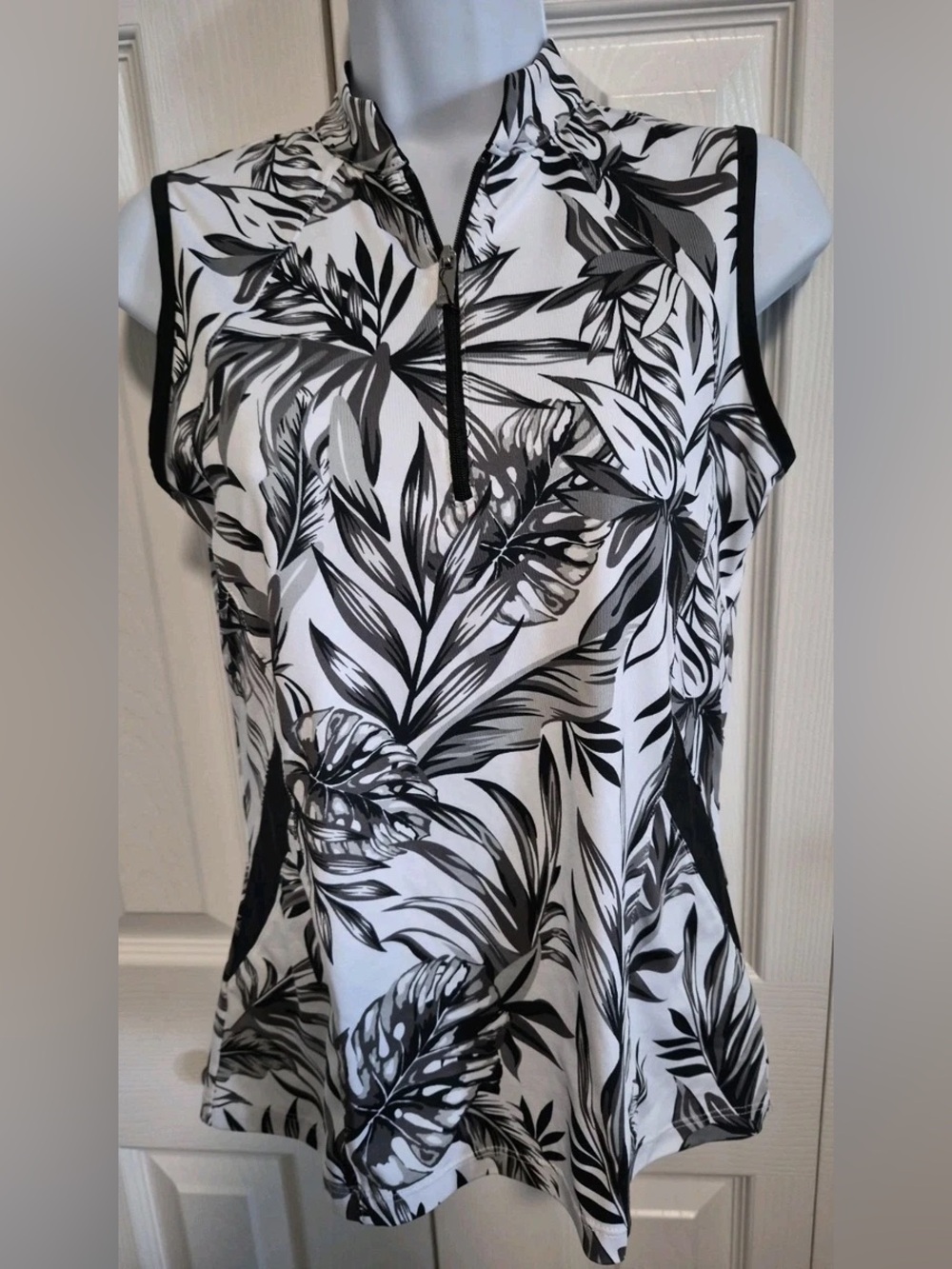 Women's Golf Tail Sleeveless Tropical Palm Leaf Print Half Zip Large